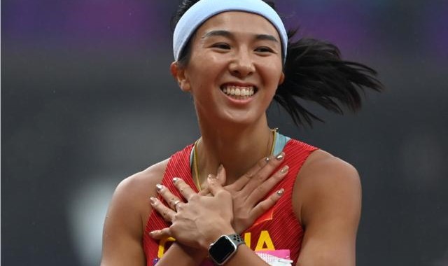 官方网站-林雨薇“隔空”击败吴艳妮 两破13秒她才是跨栏一姐