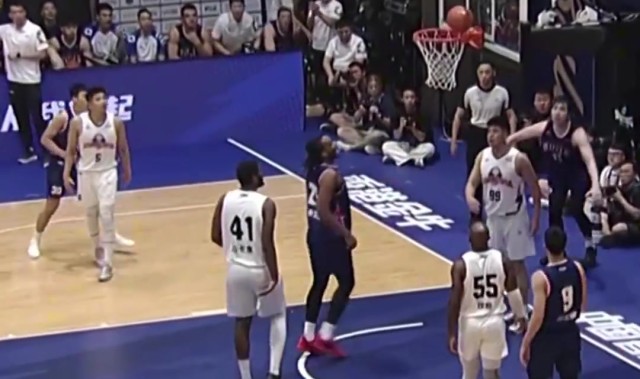 总决赛在即，一起回顾常规赛对阵长沙电信勇胜的精彩瞬间！