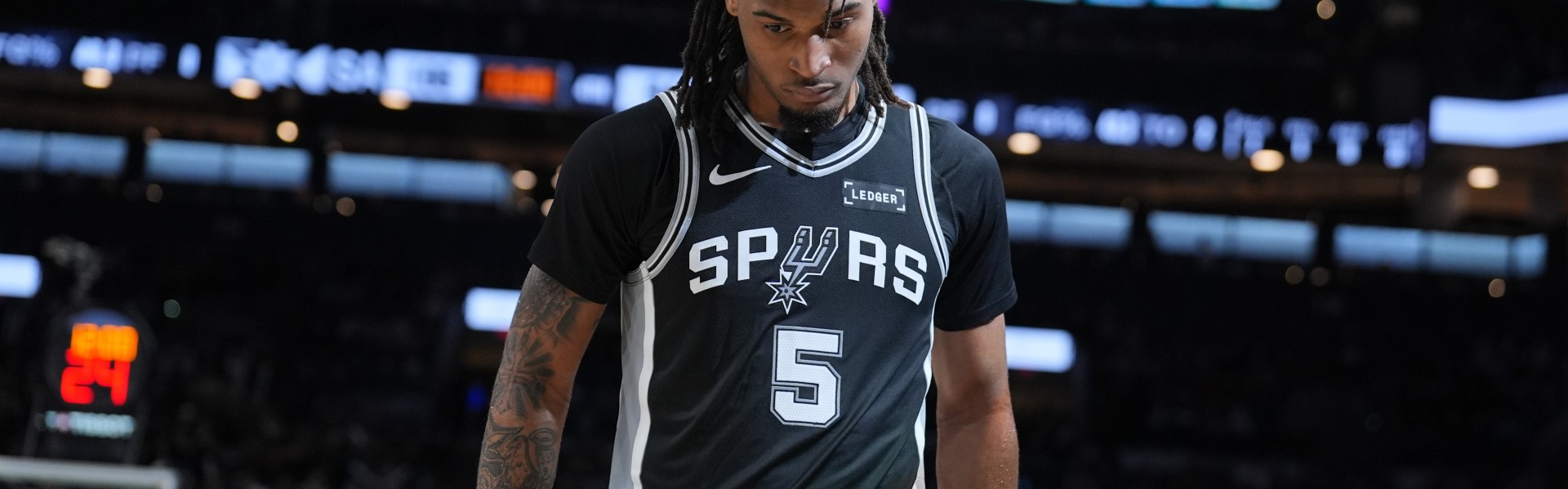 官方网站-Lowe：我太喜欢卡斯尔了 若我有球队我愿意出6个首轮签换他